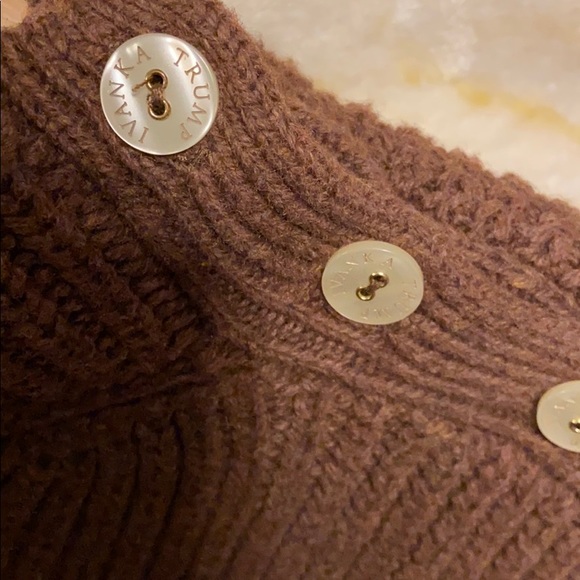 Ivanka Trump Knit Sweater - Picture 3 of 3